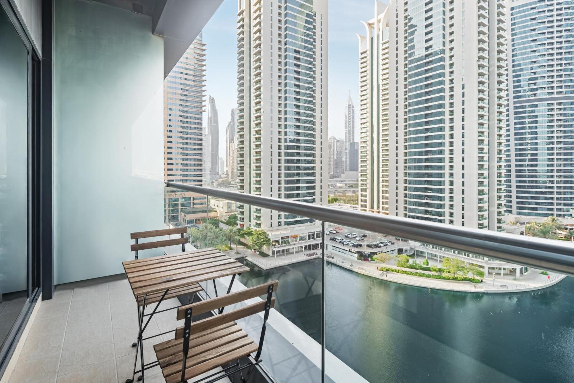Chic In Goldcrest Views, Jlt Appartement *