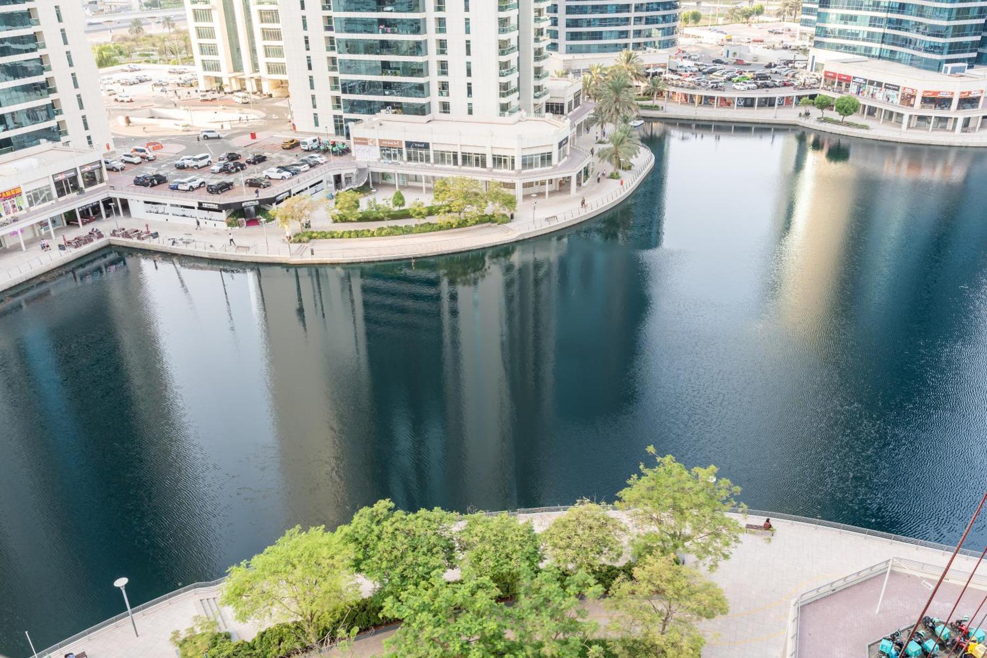 Chic In Goldcrest Views, Jlt Appartement